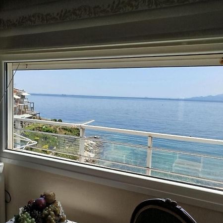 Апартаменты Roof Garden By The Sea Кавала Экстерьер фото